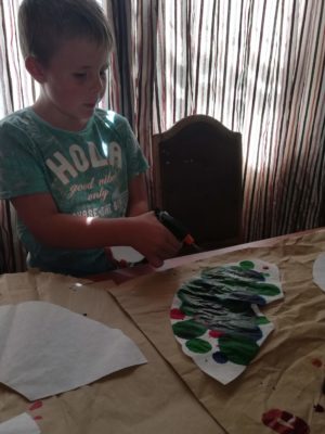 Fun Valentine's Day Activity | HarassedMom