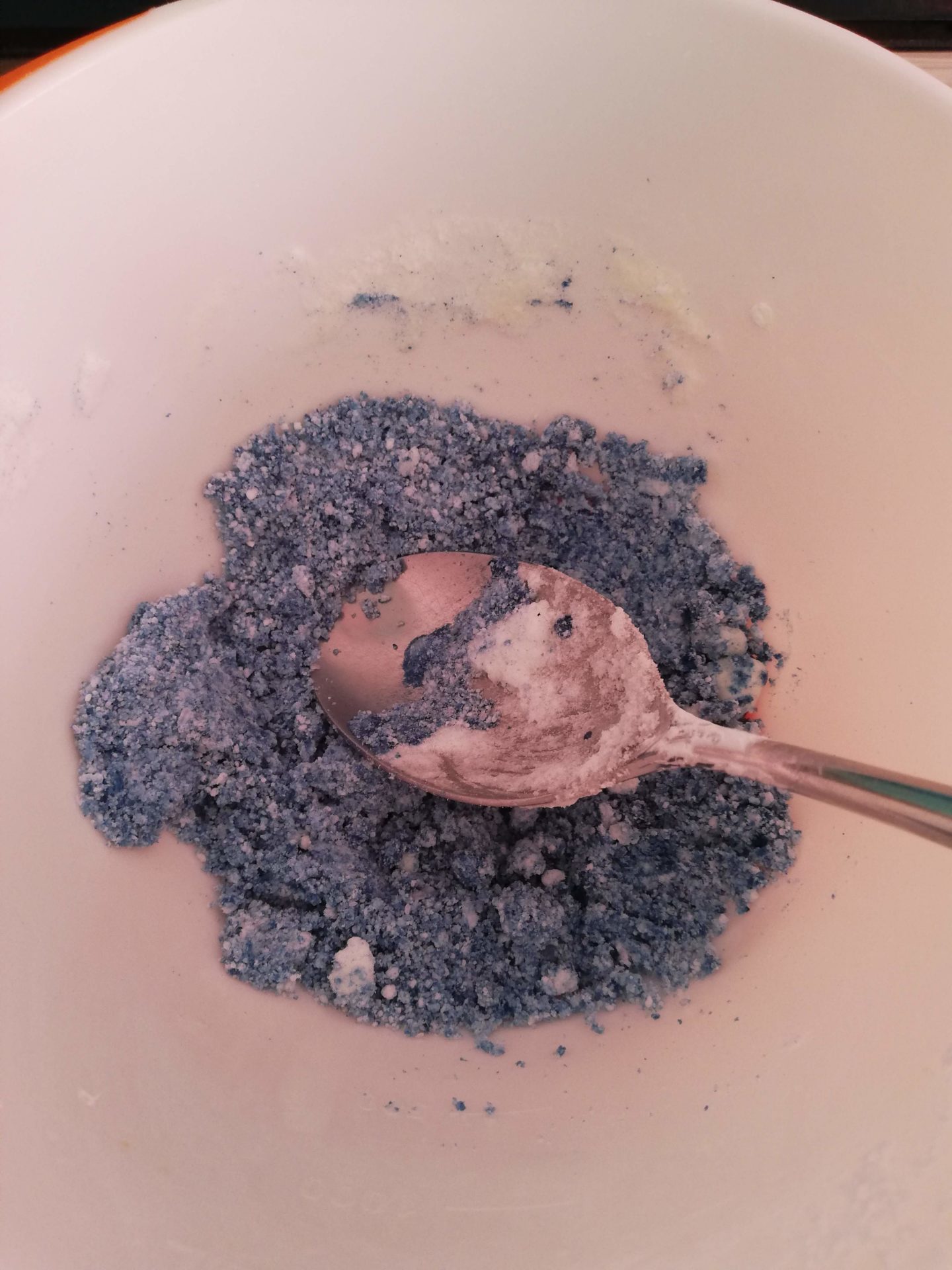 Easy Homemade Bathbombs | HarassedMom