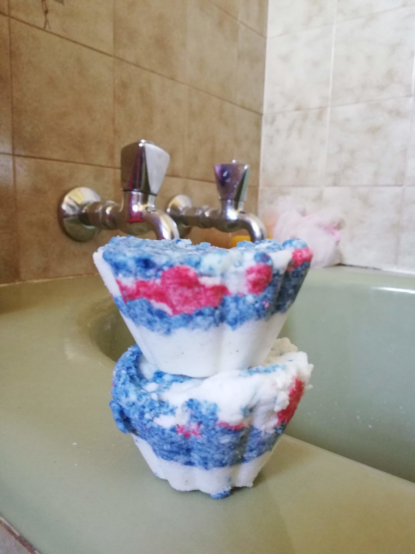 Homemade Bath Bombs | Harassedmom