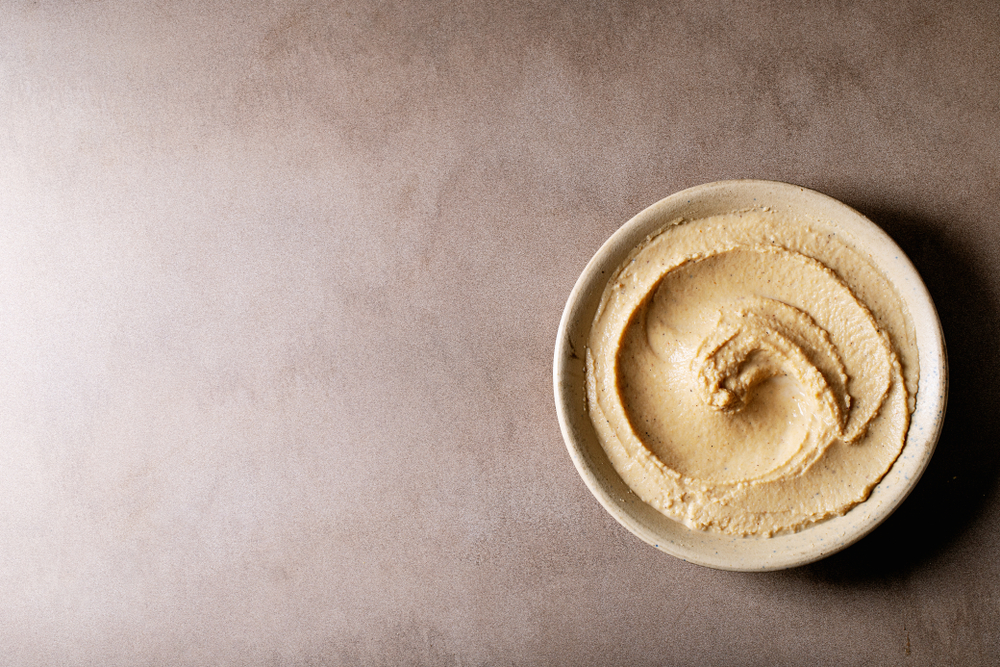Easy Homemade Hummus | HarassedMom